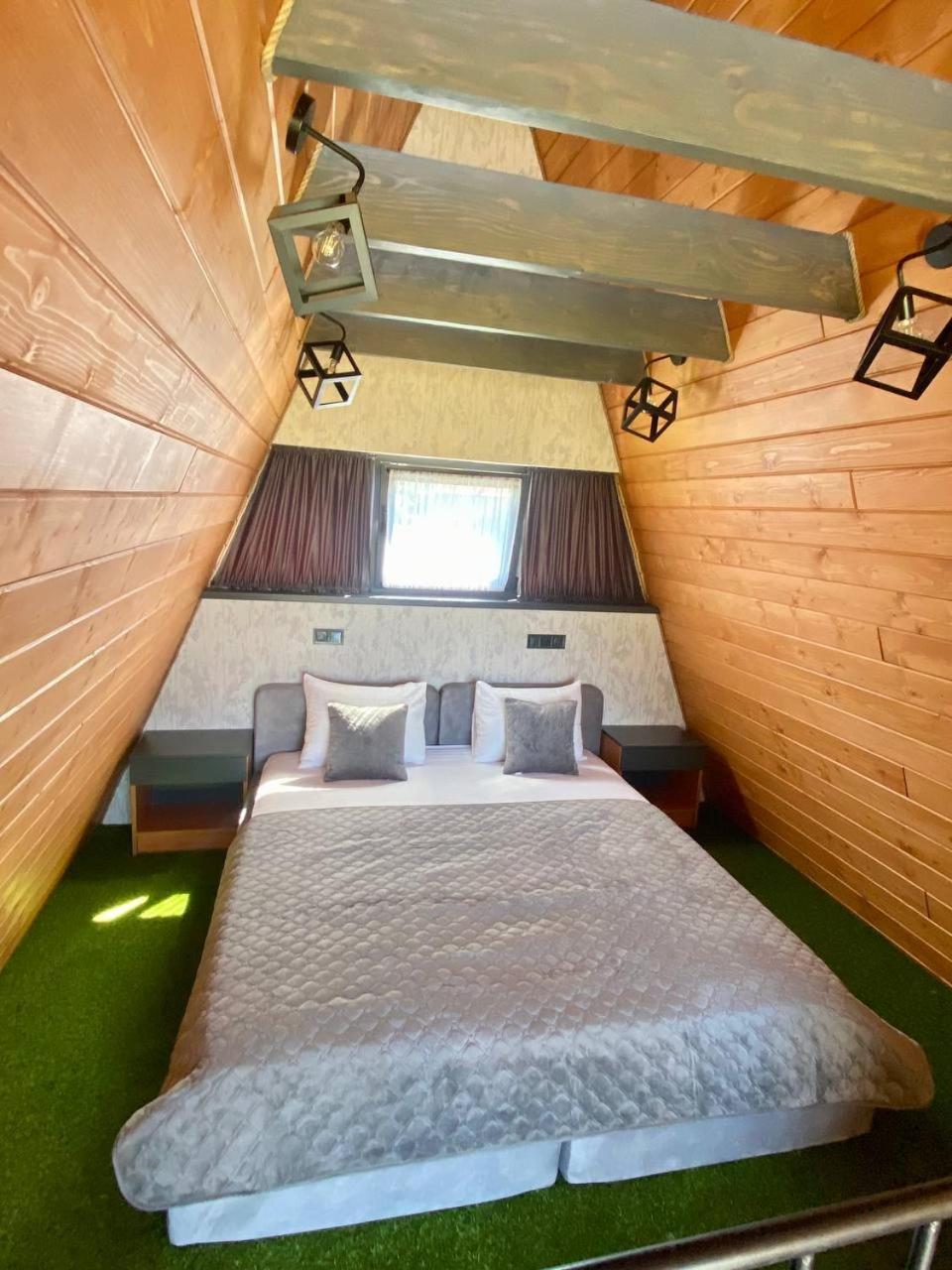 Ярдана Lejlighed Skhidnytsia Eksteriør billede